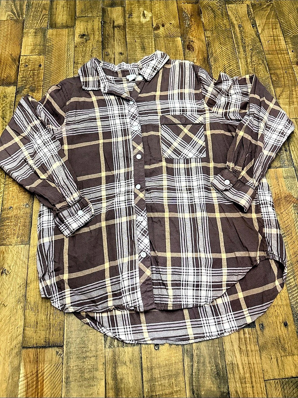 Aerie Plaid Button Down in Brown & White Size Medium